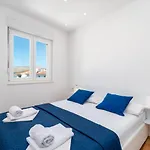 Marko Apartment *